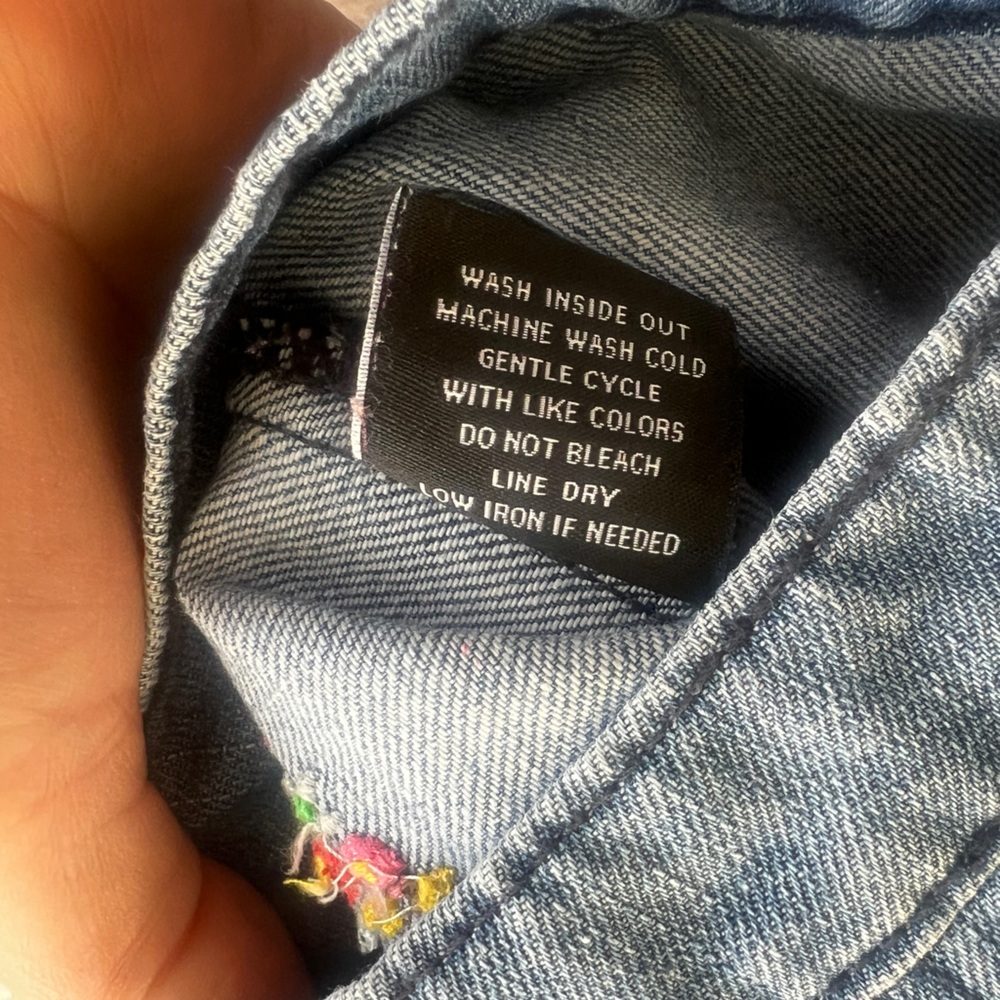 TINSEL Denim Couture Floral Embroidered Cropped Denim Jacket Medium Wash Boho M - Picture 15 of 16